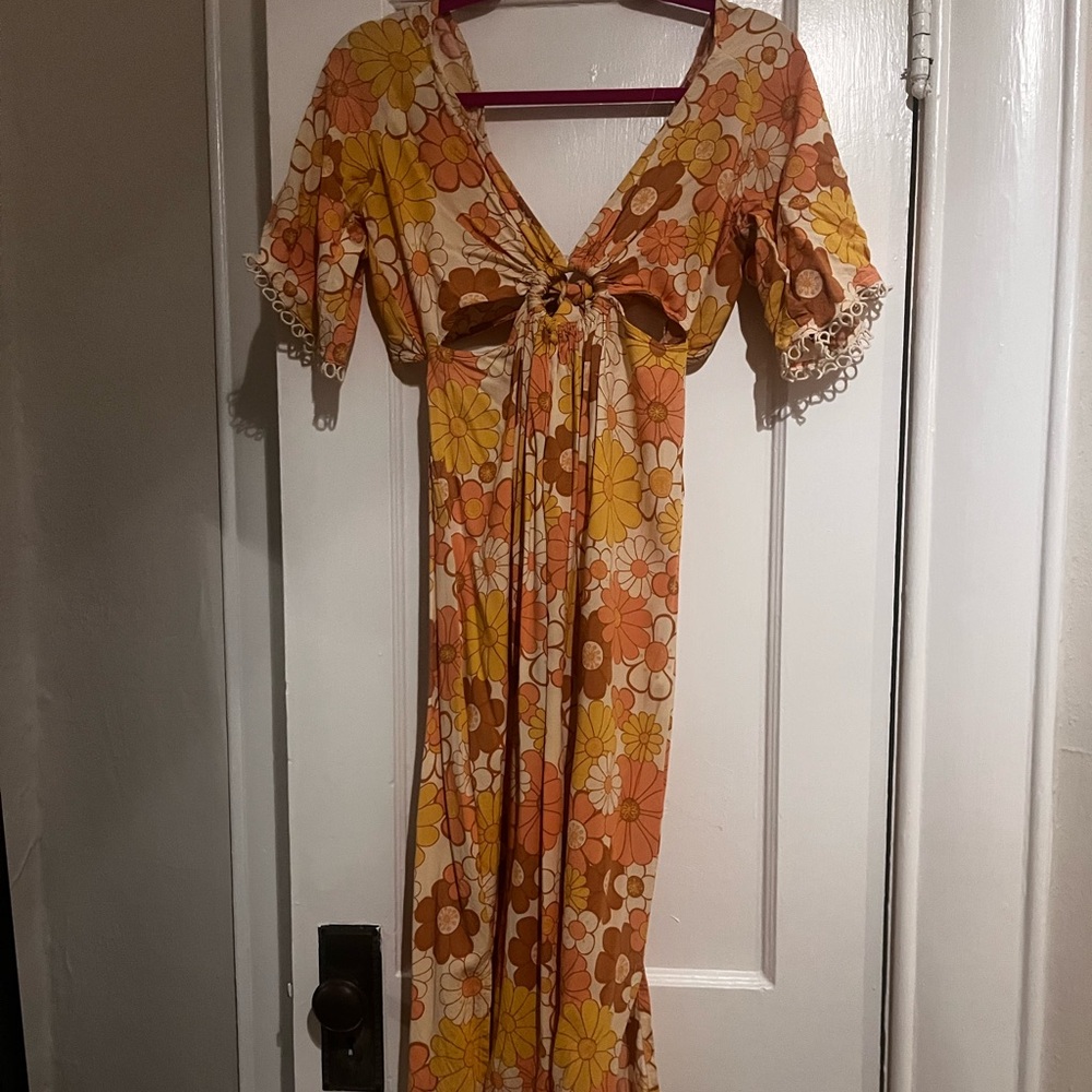Z&L cutout maxi dress